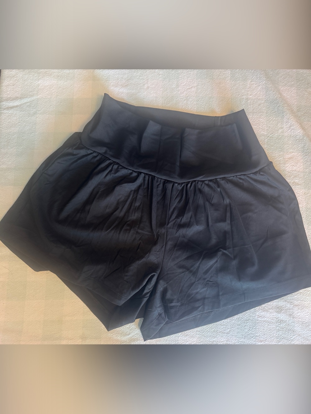 HALARA Black High-Waist double lined Shorts